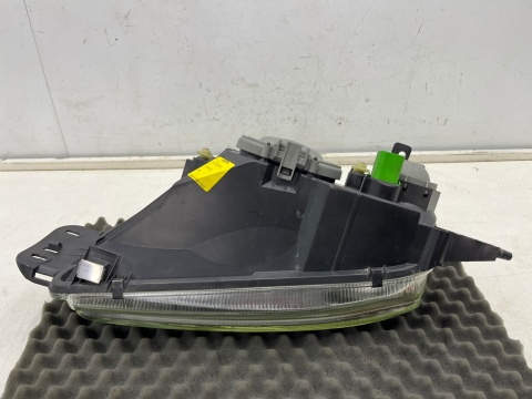 Lampa reflektor Ford Fiesta IV MK4 LIFT 99-02r. prawa przednia Europa oryginal Bosch prawy przód ya61-13005-ec 0301173304