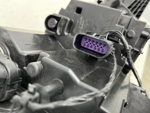 Lampa reflektor MG ZS lift 19r.- MG ZS EV lift 21r.- LEWA przednia full LED lewy przód 11 pin EUROPA a00005l0200 ac230425025-11