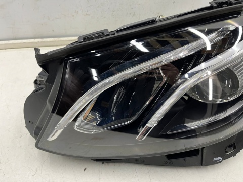 Lampa reflektor Mercedes w213 16-20r. LEWA przednia FULL LED HIGHT Perfomance Europa oryginal lewy przód a2139067706