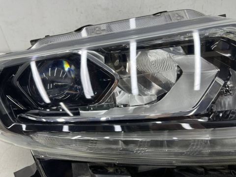 Lampa reflektor Nissan X-Trail III T32 Rogue 13-17r. Przedlift prawa przednia FULL LED Europa oryginal nieuszkodzona prawy przód