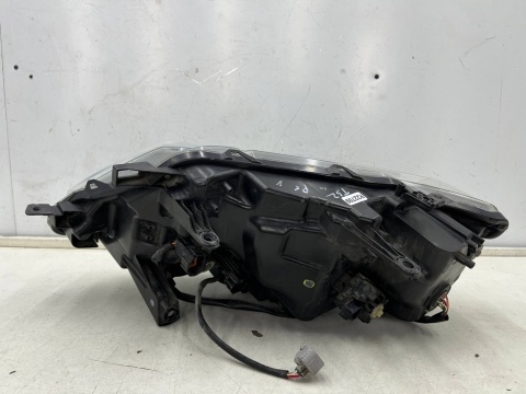 Lampa reflektor Nissan X-Trail III T32 Rogue 13-17r. Przedlift prawa przednia FULL LED Europa oryginal nieuszkodzona prawy przód