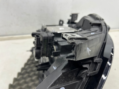 Lampa reflektor Renault Clio 5 V 19-23r. lewa przednia czarna FULL LED PURE VISION z przetwornicą oryginal EUROPA 260607647r