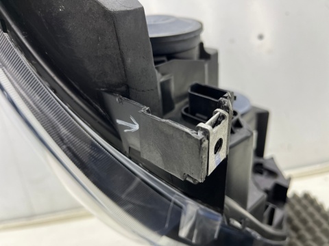 Lampa reflektor Renault Kangoo 3 III Express 21r.- lewa przednia H7 pasek LED oryginal lewy przód 260600331r