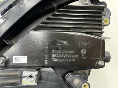 Lampa reflektor VW Transporter VI T6 T6.1 Multivan LIFT 19-24r. PRAWA przednia FULL LED prawy przód Europa 7l1941036d