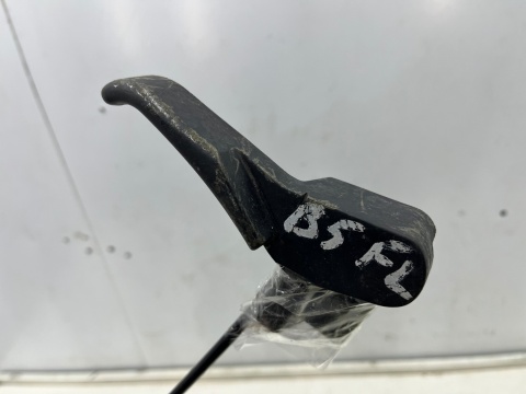 Linka maski Vw PASSAT B5 lift KLAMKA CIĘGNO OTWIERANIA MASKI