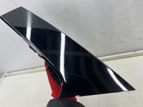 Listwa Nissan X-Trail III T32 Rogue 13-21r. lewa nakładka boczna bagażnika nad lampą maskownica karoseryjna 960334ce0a