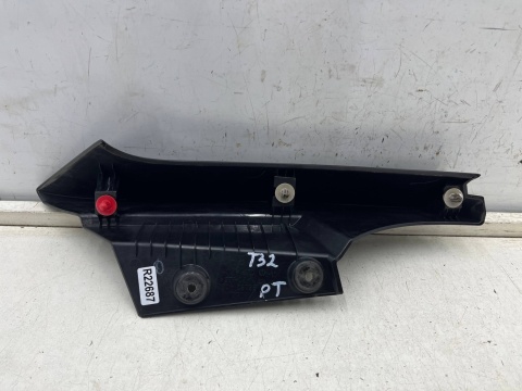 Listwa Nissan X-Trail III T32 Rogue 13-21r. prawa nakładka boczna bagażnika nad lampą maskownica karoseryjna 960324ce0a