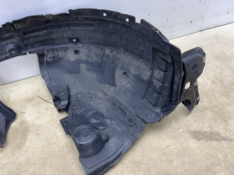 Nadkole Nissan X-Trail III T32 Rogue 13-21r. PRAWE przednie ORYGINAL prawy przód 63842-4cb1a