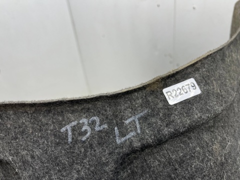 Nadkole Nissan X-Trail III T32 Rogue 13-21r. lewe tylne ORYGINAL lewy tył