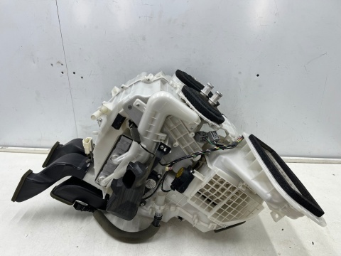 Nagrzewnica Nissan X-Trail III T32 Rogue 13-21r. obudowa chłodnicy wody parownik klimatyzacji EUROPA 272104ba6a