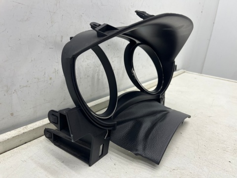 Obudowa licznika Nissan X-Trail III T32 Rogue 13-21r. osłona górna kolumny kierownicy nie uszkodzona