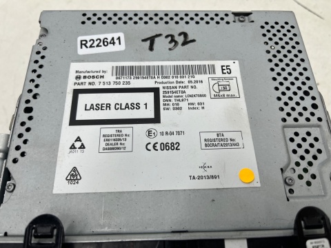 Radio Nissan X-Trail III T32 Rogue 13-21r. nawigacja z KARTĄ fabryczna AUX 259154et0a