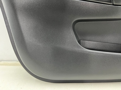 Tapicerka Nissan X-Trail III T32 Rogue 13-21r. lewy przedni boczek drzwi kierowcy lewy przód