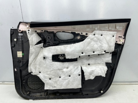 Tapicerka Nissan X-Trail III T32 Rogue 13-21r. lewy przedni boczek drzwi kierowcy lewy przód