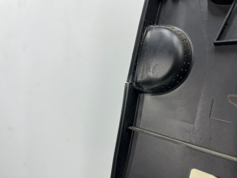 Tapicerka Nissan X-Trail III T32 Rogue 13-21r. lewy przedni boczek drzwi kierowcy lewy przód