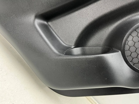 Tapicerka Nissan X-Trail III T32 Rogue 13-21r. lewy tylny boczek drzwi lewy tył