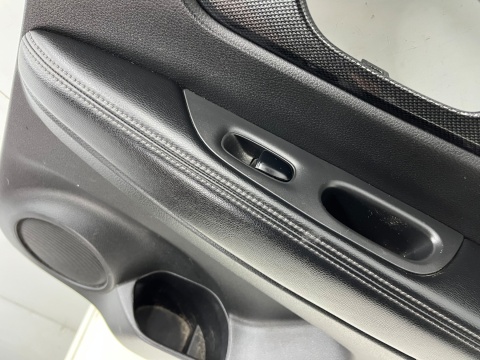 Tapicerka Nissan X-Trail III T32 Rogue 13-21r. prawy tylny boczek drzwi prawy tył