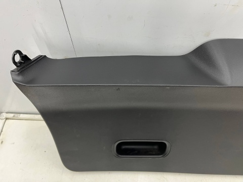 Tapicerka Opel Meriva A 03-10r. boczek klapy bagażnika osłona 13123803