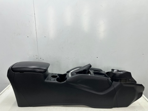 Tunel środkowy Nissan X-Trail III T32 Rogue 13-21r. podłokietnik obudowa uchwyty na kubki mieszek lewarka