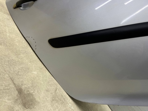 Drzwi VW Golf V 5 03-09r. LA7W 5D HB prawe tylne prawy tył gołe 1K6833312H