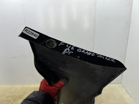 Listwa progowa BMW 2 F46 Gran Tourer 14-22r. PRAWA nakładka progu zewnętrzna prawy próg 7318852