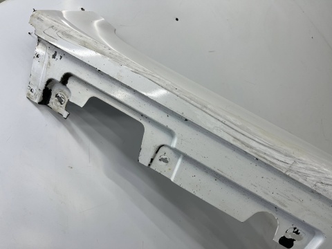 Listwa progowa BMW 5 F10 F11 sedan kombi 10-17r. prawa nakładka progu zewnętrzna kolor Mineralweiss prawy próg 7184774