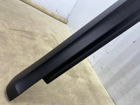 Listwa progowa Macan I 95b 14r.- prawa nakładka progu zewnętrzna prawy próg 95b853554a