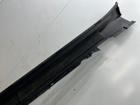 Listwa progowa Macan I 95b 14r.- prawa nakładka progu zewnętrzna prawy próg 95b853554a