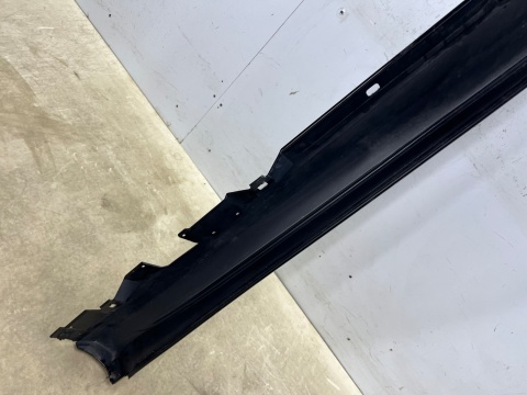 Listwa progowa Mercedes w177 AMG a-klasa 18r.- PRAWA nakładka progu zewnętrzna prawy próg a1776901801