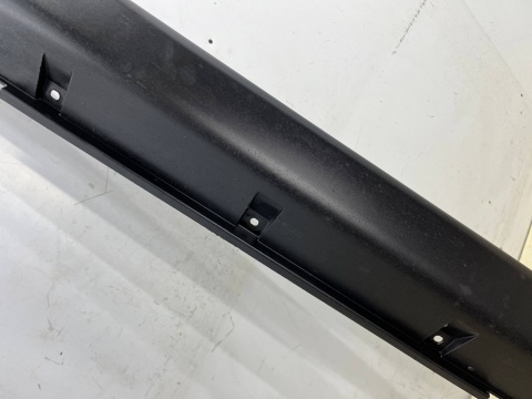 Listwa progowa Nissan X-Trail III T32 Rogue 13-17r. prawa nakładka progu zewnętrzna prawy próg 768504ce0a