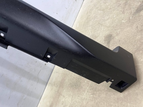 Listwa progowa Nissan X-Trail III T32 Rogue 13-17r. prawa nakładka progu zewnętrzna prawy próg 768504ce0a