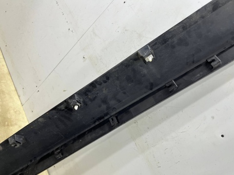 Listwa progowa Opel Crossland 2017r.- lewa nakładka progu zewnętrzna lewy próg 13482063