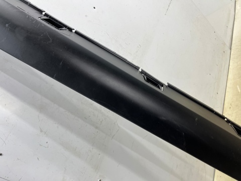 Listwa progowa Opel Frontera 2024r.- lewa nakładka progu zewnętrzna lewy próg 9847642980