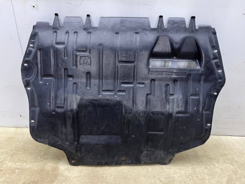 Osłona pod silnik VW Caddy Golf Touran Audi A3 Octavia Superb Leon 03-15r. 2.0 TDi osłona podwozia dolna płyta zamiennik