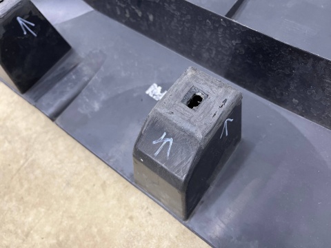 Osłona pod zderzak Citroen C4 III 20r.- przednia płyta dolna podwozia pod silnik 9834979980