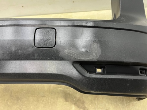 Zderzak tylny VW Caddy 4 IV 20r.- tył 4XPDC 2K7807421