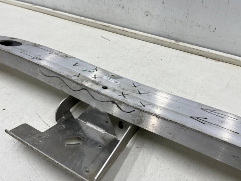 Belka zderzaka BMW X3 F25 X4 F26 10-18r. przednie wzmocnienie zderzaka przód 7371990