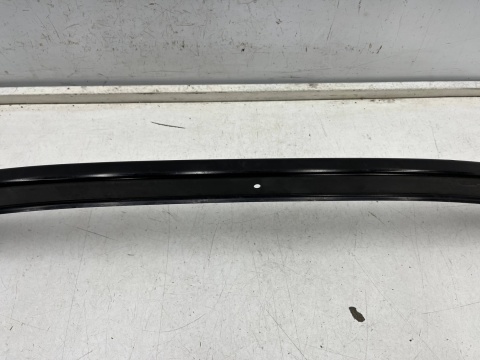 Belka zderzaka BMW 5 F10 F11 F07 Gran Turismo 10-17r. przednie dolne wzmocnienie pasa przedniego dolna belka chłodnicy przód