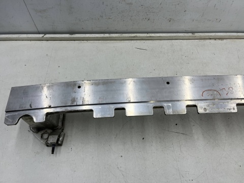 Belka zderzaka BMW 5 G30 sedan G31 kombi F90 17-24r. tylne wzmocnienie aluminiowe tył 7387334