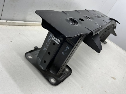 Belka zderzaka Mazda 3 IV BP 2019r.- przednie wzmocnienie zderzaka przód bcjh082