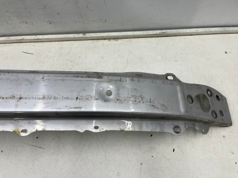 Belka zderzaka Toyota Yaris 3 III P13 11-20r. przednie wzmocnienie zderzaka pasa belka chłodnicy lewy odbój strefa zgniotu przód