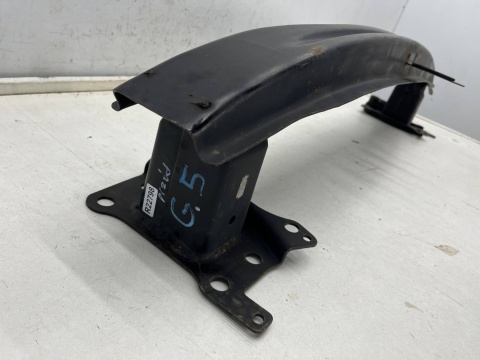 Belka zderzaka VW Golf V 5 Golf Plus 03-09r. przednie wzmocnienie zderzaka przód