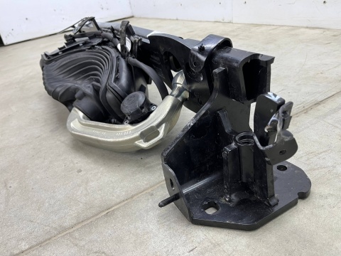 Hak holowniczy BMW 3 G20 G21 19-26r. ELEKTRYCZNY składany na przyczepę oryginalny kula uszkodzony na części