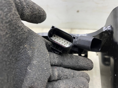 Hak holowniczy BMW 3 G20 G21 19-26r. ELEKTRYCZNY składany na przyczepę oryginalny kula uszkodzony na części