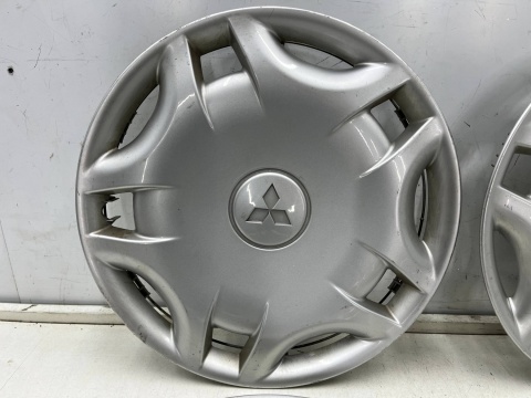 Kołpak Mitsubishi kołpaki r15 oryginalne 15 cali 4szt. KOMPLET