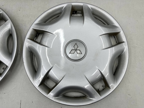 Kołpak Mitsubishi kołpaki r15 oryginalne 15 cali 4szt. KOMPLET