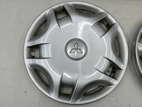 Kołpak Mitsubishi kołpaki r15 oryginalne 15 cali 4szt. KOMPLET