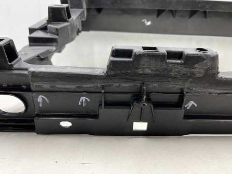 Pas przedni Seat Ateca 16r.- wzmocnienie ramka chłodnic oryginalne 575805588m