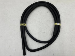 Uszczelka Nissan X-Trail III T32 Rogue 13-21r. guma prawych przednich drzwi prawy przód NIEUSZKODZONA