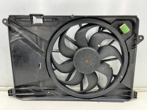 Wentylator chłodnicy Opel Mokka A Mokka X 12-19r. benzyna 1.4b Turbo wiatrak silnik obudowa 95321787